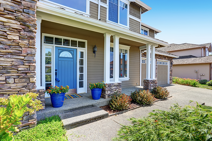 Beautiful-Home-With-Siding